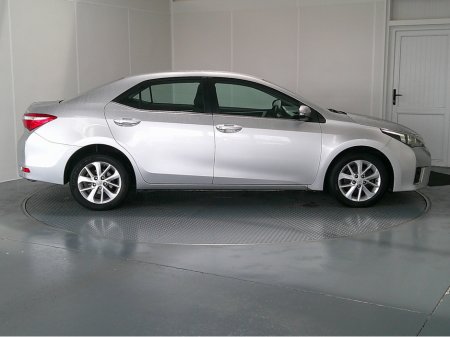 2014 Toyota Corolla - thumbnail 8