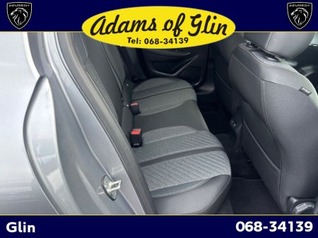 2025 Peugeot 208 - thumbnail 9