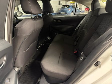 2023 Toyota Corolla HYBRID LUNA AUTO SALOON // TOYOTA SAFETY SENSE // REAR CAMERA // BLUETOOTH // AIR CON // TOYOTA WARRANTY €26,945 thumbnail