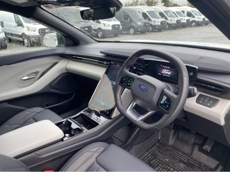 2025 Ford Explorer PREMIUM 77KWH EXTENDE thumbnail