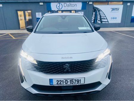 2022 Peugeot 3008 - view 2