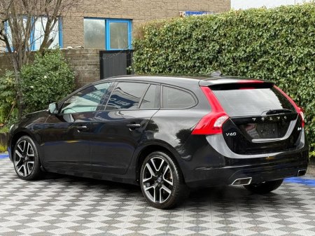 2017 Volvo V60 D4 CLASSIC 2.0 D // SERVICE HISTORY // REVERSE CAMERA // DIGITAL CLUSTER €19,900 thumbnail