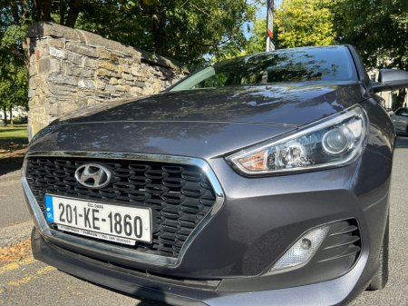 2020 Hyundai i30 i30 PETROL SERVICE HISTORY