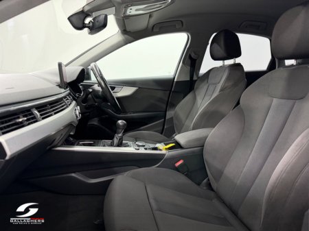 2016 Audi A4 - thumbnail 10