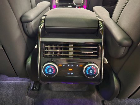 2024 Land Rover Range Rover Sport - thumbnail 17