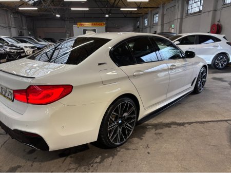 2018 BMW 5 Series - thumbnail 22