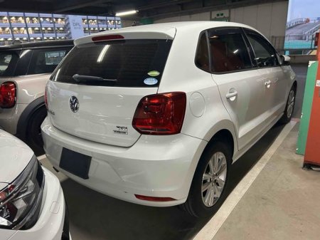 2016 Volkswagen Polo - thumbnail 2