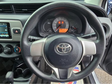 2014 Toyota Yaris KSP130 5DR AUTO VITZ LOW KM!IMMOBILIZER! €7,750 thumbnail