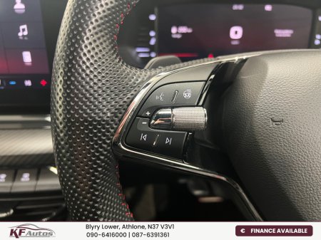 2023 Skoda Octavia - thumbnail 25