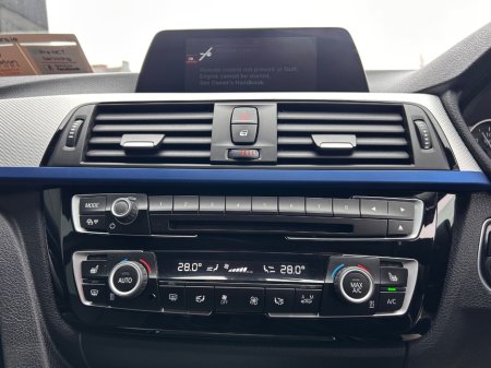 2017 BMW 3 Series - thumbnail 13