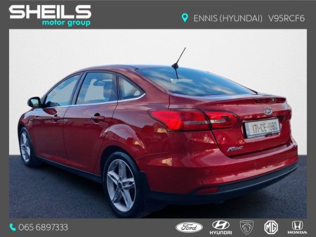 2017 Ford Focus - thumbnail 14