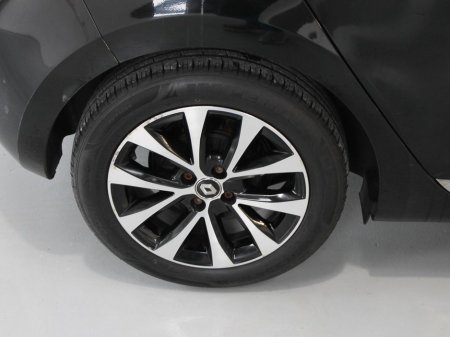 2020 Renault Clio - thumbnail 29