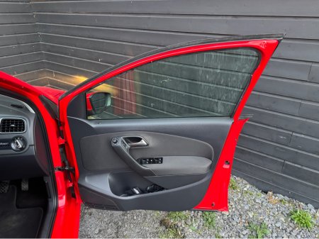 2013 Volkswagen Polo - thumbnail 15