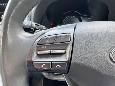 2021 Hyundai Kona - thumbnail 24