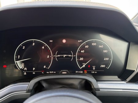 2026 Volkswagen Touareg R-Line (COMMERCIAL) thumbnail