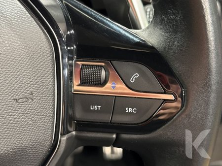 2023 Peugeot 5008 7-SEATER - AUTOMATIC 1.5L HDI - REVERSE CAMERA - PADDLE SHIFT €30,950 thumbnail