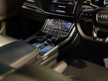 2021 Audi Q7 TFSI E QUATTRO *S-LINE BLACK EDITION* // HUGE SPEC // 12 MONTH WARRANTY // SAME DAY FINANCE // €59,950 thumbnail