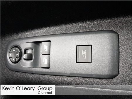 2026 Opel Combo COMBO 19 KOMF L1H1-1.5 100BHP D €20,995 thumbnail