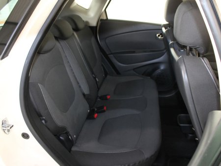 2016 Renault Captur Intense 1.5 DCI 90 EU6M 4DR €9,499 thumbnail