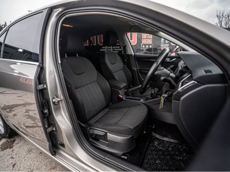 2019 Skoda Octavia 2019 Octavia 1.6tdi/High spec/New NCT/1yr warranty €17,888 thumbnail