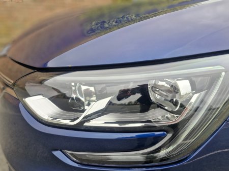 2017 Renault Megane - thumbnail 11