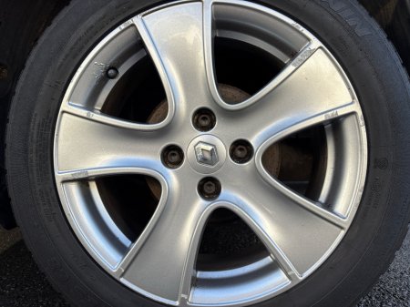 2016 Renault Clio - thumbnail 5