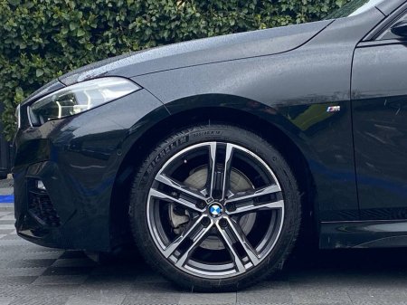 2021 BMW 2 Series - thumbnail 9