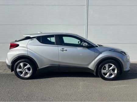 2018 Toyota C-HR 1.2T LUNA 4DR €17,495 thumbnail