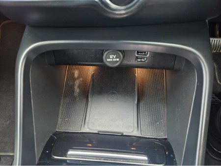 2023 Volvo XC40 PHEV T4 PLUS BRIGHT 5DR A AUTO €30,950 thumbnail