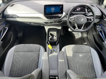 2023 Volkswagen ID.4 - thumbnail 10
