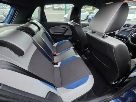 2015 Volkswagen Polo - thumbnail 6