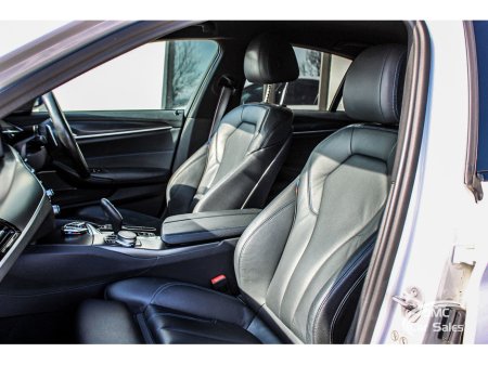 2022 BMW 5 Series - thumbnail 25