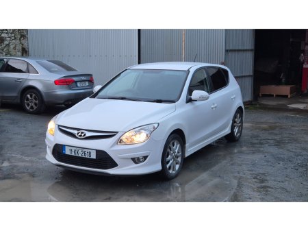 2011 Hyundai i30 Comfort 1.6CRDi 128HP €3,995 thumbnail
