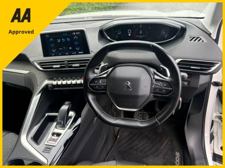 2019 Peugeot 3008 - thumbnail 11
