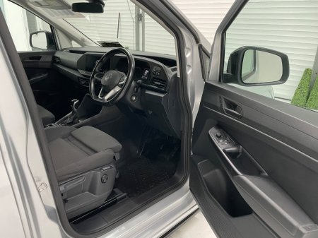 2023 Volkswagen Caddy  €19,995 thumbnail