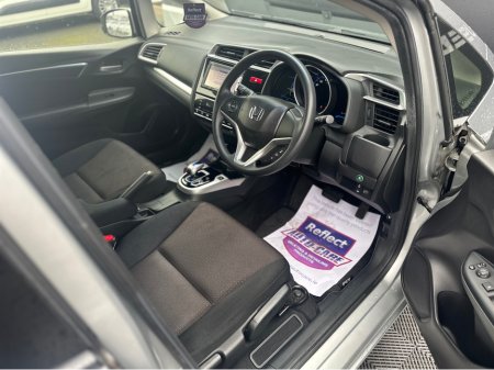 2014 Honda Fit Hybrid €10,250 thumbnail