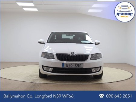 2017 Skoda Octavia - thumbnail 2
