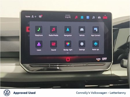 2025 Volkswagen Golf GOLF EDITION 75 1.5 MHEV 116HP thumbnail