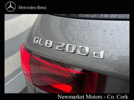 2025 Mercedes-Benz GLB - thumbnail 10