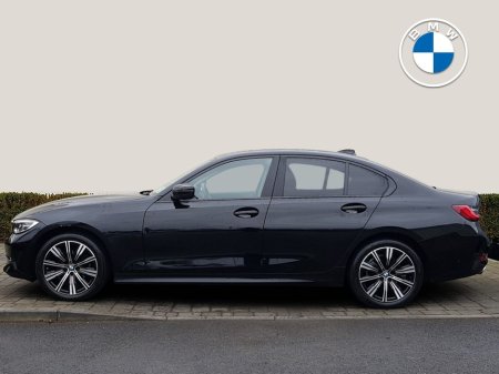 2022 BMW 3 Series 318d SE €39,995 thumbnail