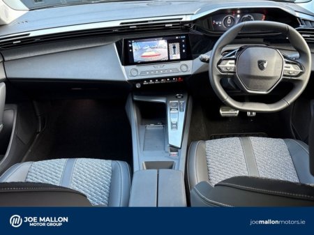 2026 Peugeot 308 Allure Hybrid €36,395