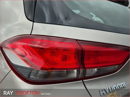 2019 Hyundai i30 - thumbnail 15