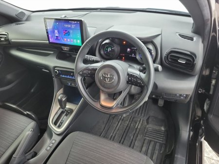 2021 Toyota Yaris - thumbnail 9