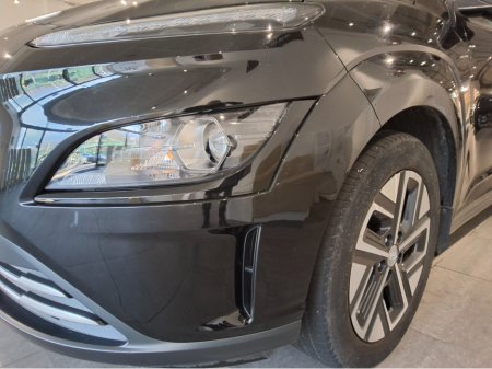 2022 Hyundai Kona PREMIUM 64kW ** Long Range Battery** €21,950 thumbnail