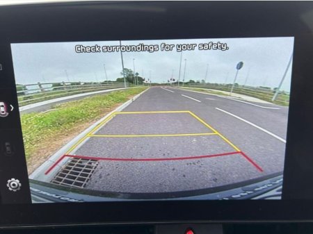 2022 Kia Sportage - thumbnail 6