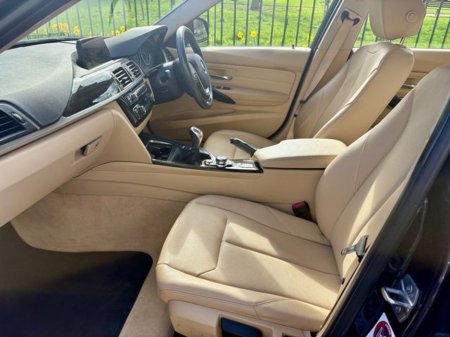 2016 BMW 3 Series - thumbnail 12