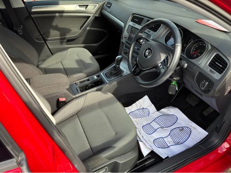 2014 Volkswagen Golf - thumbnail 10