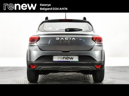 2024 Dacia Sandero Stepway TCe 90 STEPWAY Essential €19,900 thumbnail