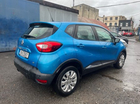 2016 Renault Captur - thumbnail 3