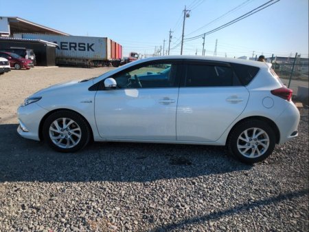 2016 Toyota Auris - thumbnail 5